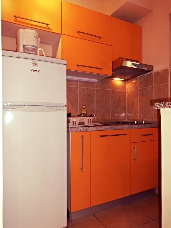 Apartmani Simic สตารีกราด-ปาเคลนีซา ภายนอก รูปภาพ